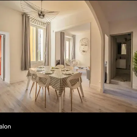 Apartment Cocon Des Halles - Climatisation - Terrasse Narbonne